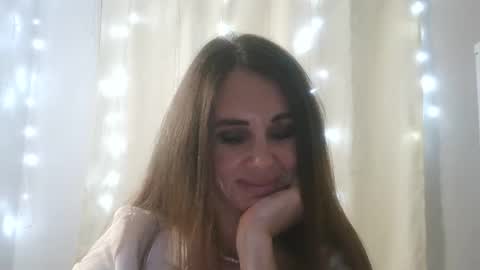 LucieMack online show from 10-04-25, 07:56