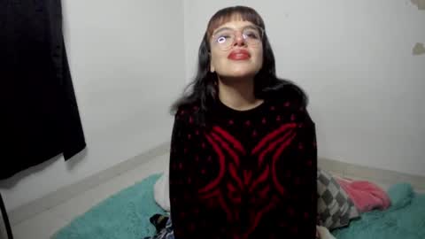 Snapshot of luciferrx666 chatting on 03-09-25, 03:54 camila online show from 03-09-25, 03:54