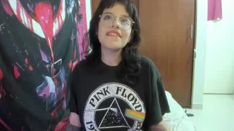 camila online show from 12-17-25, 05:24