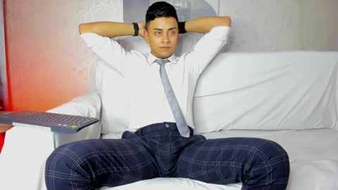 Leo online show from 01-26-25, 02:52