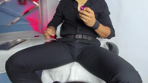 Leo online show from 03-11-26, 12:22