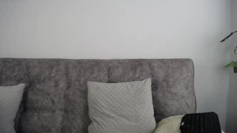luciiana online show from 05-15-26, 06:04