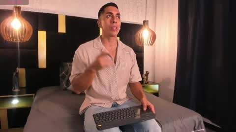 Snapshot of lucio__fox chatting on 05-13-26, 12:02 Lucio online show from 05-13-26, 12:02