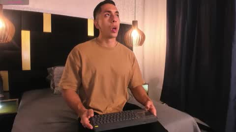 Snapshot of lucio__fox chatting on 05-15-26, 11:50 Lucio online show from 05-15-26, 11:50