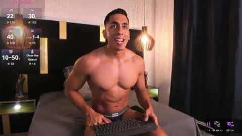 Snapshot of lucio__fox chatting on 06-07-26, 06:55 Lucio online show from 06-07-26, 06:55
