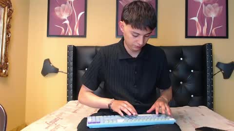 Snapshot of luckk_ chatting on 04-02-26, 04:43 luckk_ online show from 04-02-26, 04:43