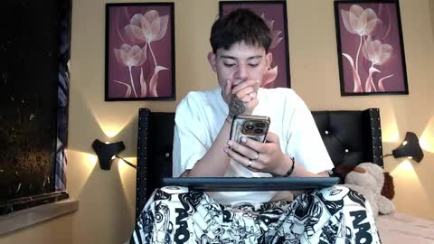 Snapshot of luckk_ chatting on 04-09-26, 04:12 luckk_ online show from 04-09-26, 04:12