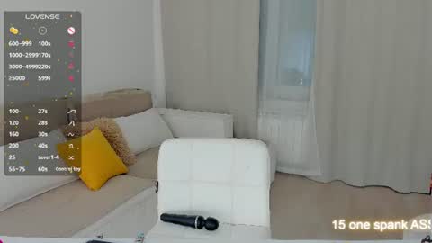 lucky__lady_ online show from 07-28-26, 10:20