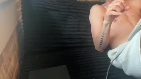 lucky_bme online show from 05-23-26, 01:59