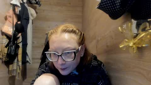 lucky_licky20 online show from 01-05-25, 04:14