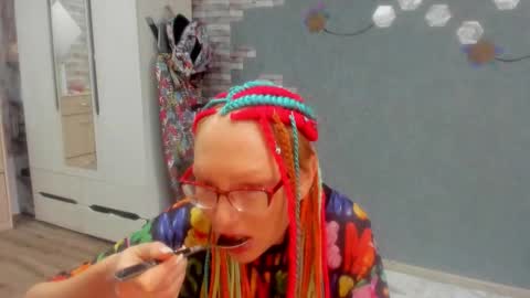 lucky_licky20 online show from 09-14-25, 02:33