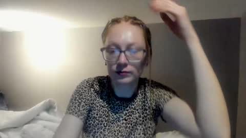 lucky_licky20 online show from 03-12-26, 04:18