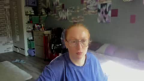 lucky_licky20 online show from 06-25-26, 02:44