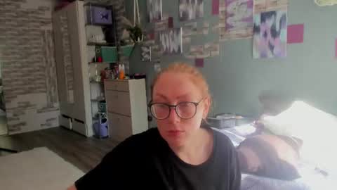 lucky_licky20 online show from 07-10-26, 02:16