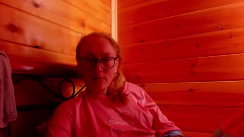 lucky_licky20 online show from 07-18-26, 01:21