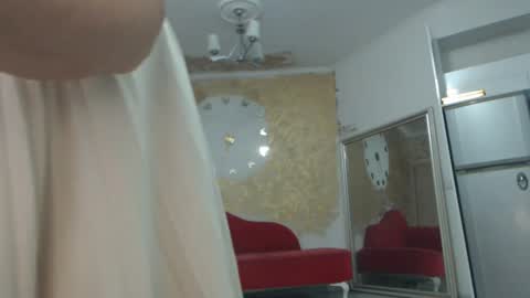 Snapshot of luckyanabella chatting on 01-06-25, 05:52 Ana online show from 01-06-25, 05:52