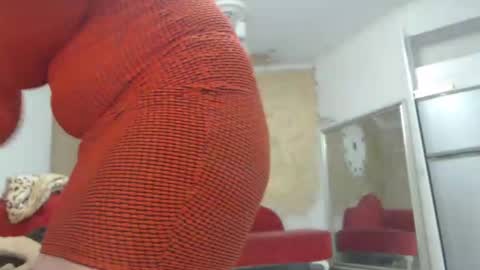 Snapshot of luckyanabella chatting on 01-16-25, 05:53 Ana online show from 01-16-25, 05:53