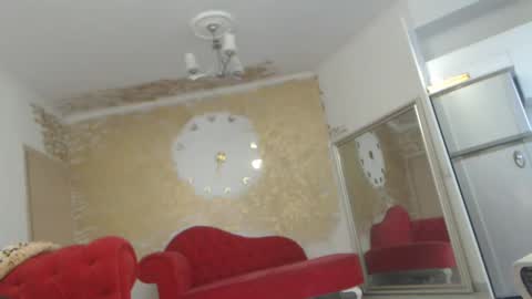 Snapshot of luckyanabella chatting on 02-06-25, 09:00 Ana online show from 02-06-25, 09:00