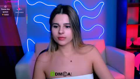 Mila Sweetheart online show from 06-11-26, 11:25