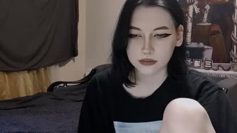 luckybastrad0677 online show from 06-18-26, 05:39