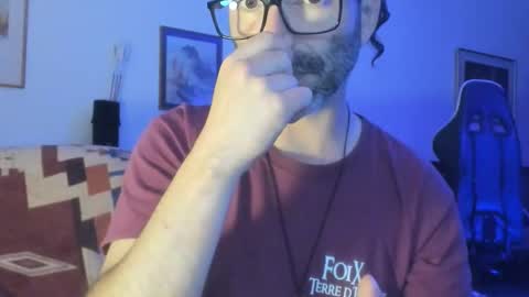 Snapshot of luckydrakex chatting on 09-18-25, 06:32 Lucky online show from 09-18-25, 06:32