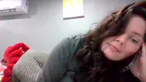 luckygirl96 online show from 10-14-25, 12:00