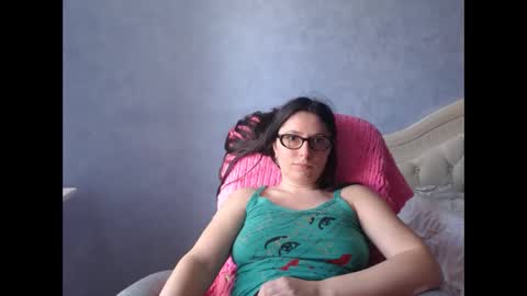 luckylinda23 online show from 06-08-26, 11:21