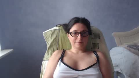 luckylinda23 online show from 07-06-26, 08:44