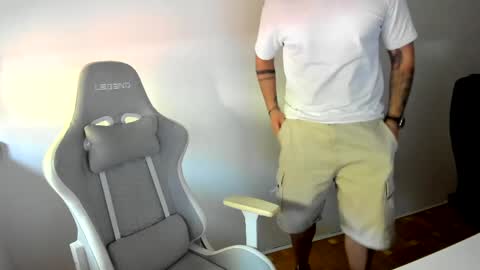 luckymikey90 online show from 05-06-26, 10:20