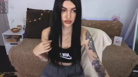 Monika online show from 09-13-25, 11:54