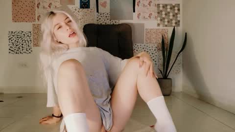 luckysapphire777 online show from 03-11-26, 10:21