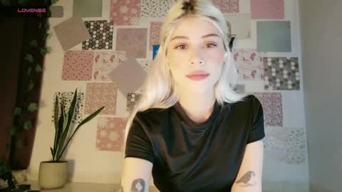 luckysapphire777 online show from 03-30-26, 08:48