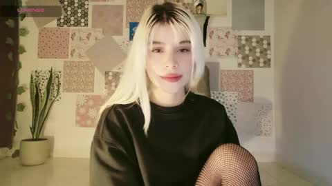 Snapshot of luckysapphire777 chatting on 04-24-26, 01:57 luckysapphire777 online show from 04-24-26, 01:57