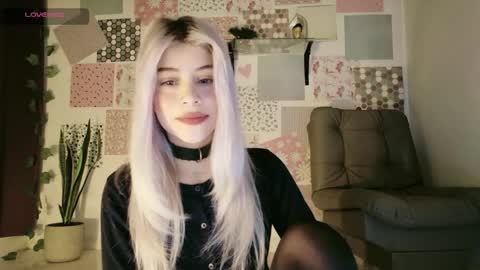 Snapshot of luckysapphire777 chatting on 05-05-26, 11:40 luckysapphire777 online show from 05-05-26, 11:40