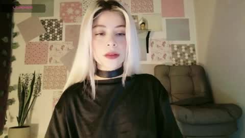 Snapshot of luckysapphire777 chatting on 05-17-26, 12:23 luckysapphire777 online show from 05-17-26, 12:23