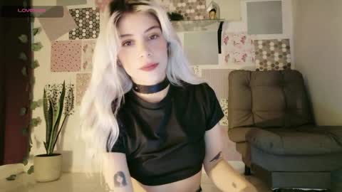 Snapshot of luckysapphire777 chatting on 05-24-26, 01:16 luckysapphire777 online show from 05-24-26, 01:16