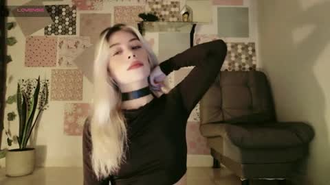 Snapshot of luckysapphire777 chatting on 05-31-26, 11:06 luckysapphire777 online show from 05-31-26, 11:06