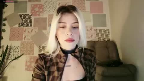 luckysapphire777 online show from 06-30-26, 12:39