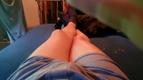 Snapshot of luckyshot91 chatting on 01-06-25, 11:09 luckyshot91 online show from 01-06-25, 11:09