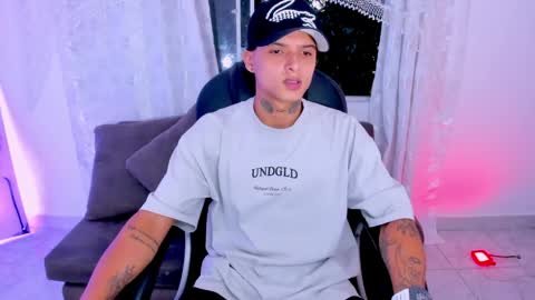 Snapshot of luckyy_boy_ chatting on 04-02-26, 11:02 Lucky online show from 04-02-26, 11:02