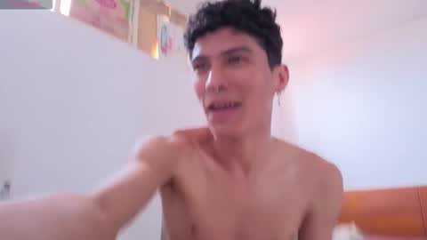 Lu Independent Model online show from 03-27-26, 04:18