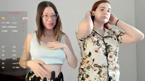 Rinredhead Gloriawith glasses Rayanother glasses online show from 11-26-25, 05:30