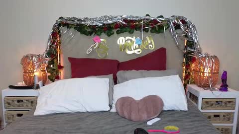 Lucy online show from 02-19-25, 09:14