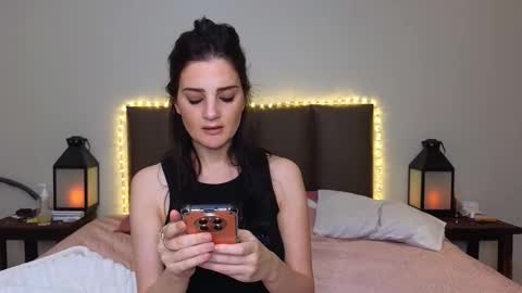 Lucy online show from 10-19-25, 08:42