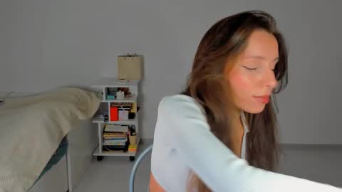 Snapshot of lucy__ray chatting on 02-05-26, 10:36 lucy__ray online show from 02-05-26, 10:36