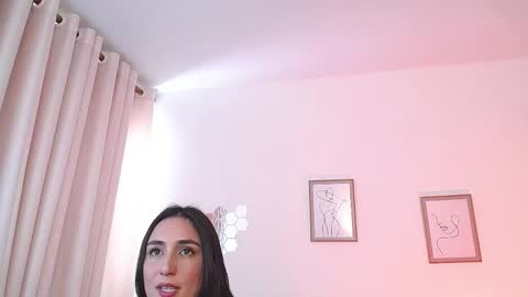 Lucia online show from 12-19-25, 09:11