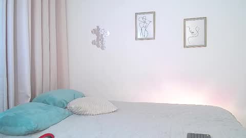 Lucia online show from 03-21-26, 12:26