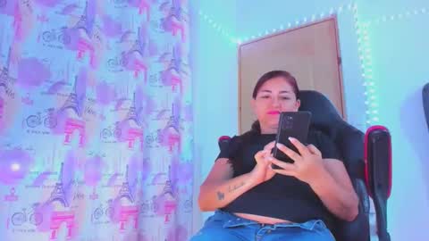 lucy online show from 05-17-26, 12:52