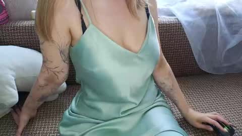 Lucy online show from 05-30-26, 03:47