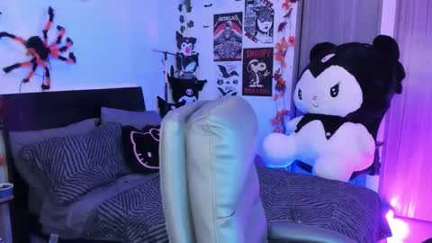 Snapshot of lucy_fernandez chatting on 03-14-26, 06:08 lucyfer online show from 03-14-26, 06:08